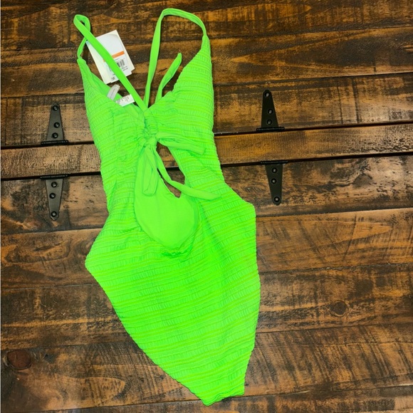 BECCA plunge swimsuit NWT - Picture 11 of 11